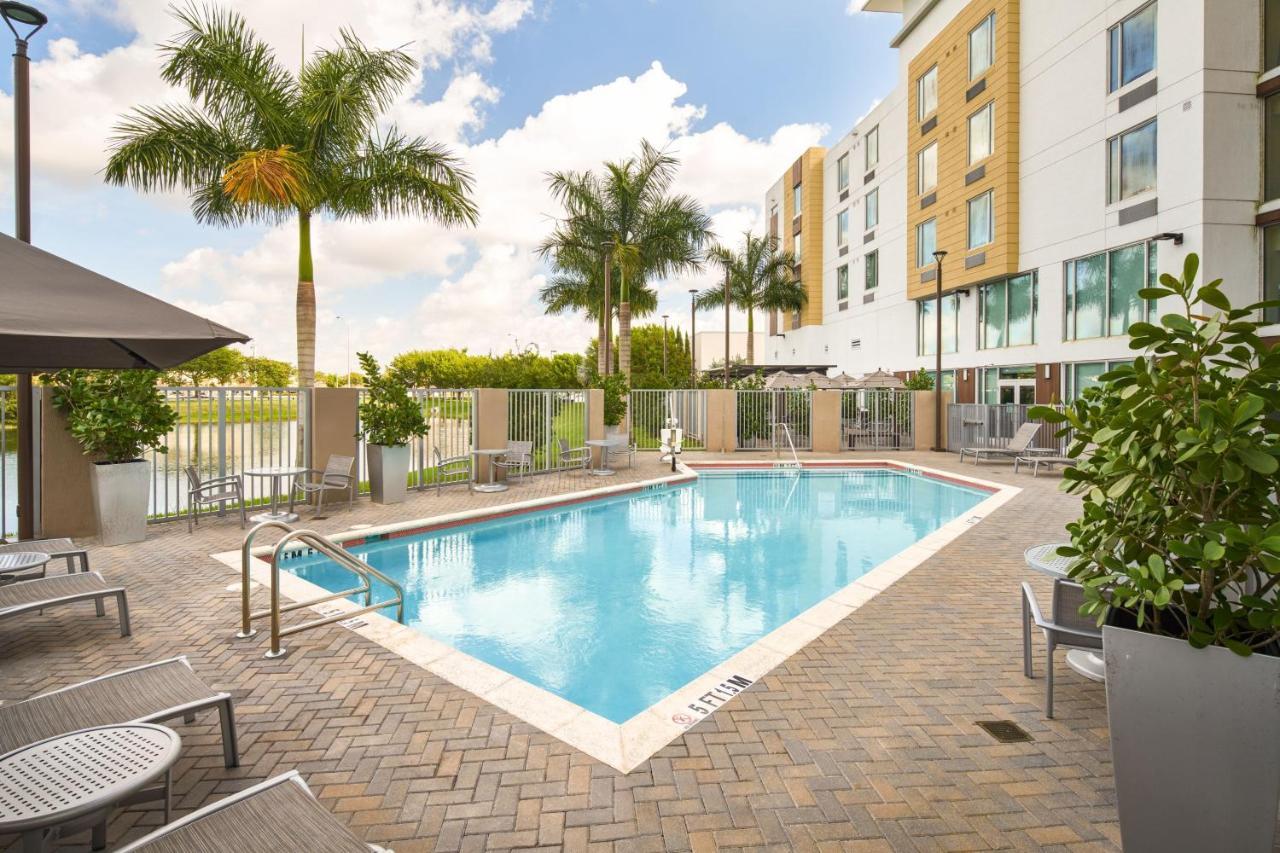 Towneplace Suites Miami Kendall West Kendale Lakes Extérieur photo