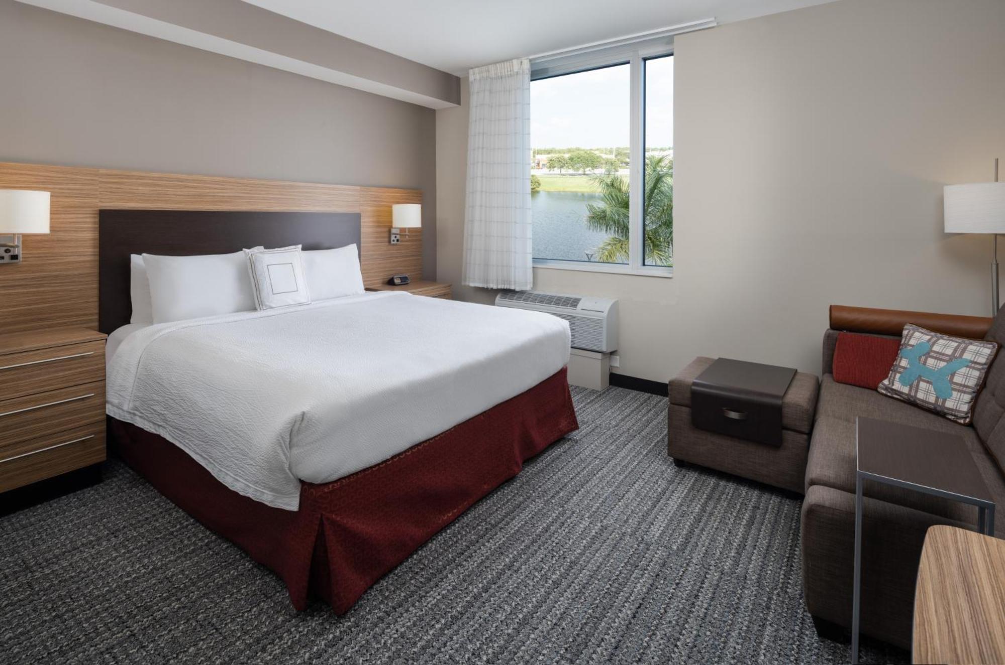 Towneplace Suites Miami Kendall West Kendale Lakes Extérieur photo